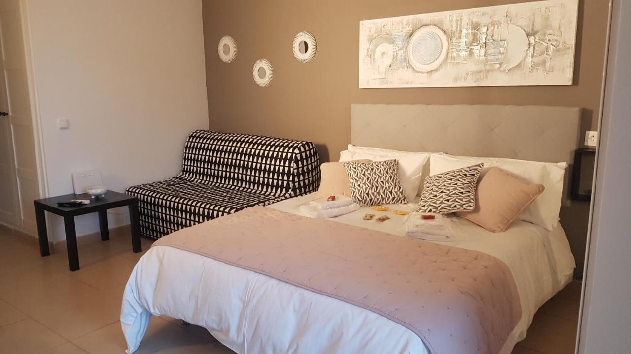 Apartamentos Minerva- Jupiter เบนัลมาเดนา ภายนอก รูปภาพ